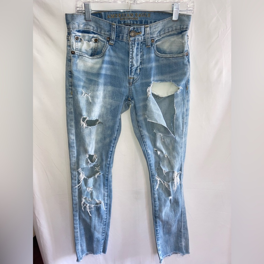 AMERICAN EAGLE OUTFITTERS SKINNY DENIM FLEX DISTRESSED JEANS